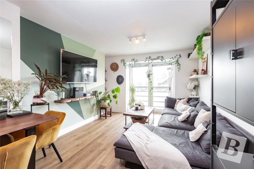 Main image of property: The Wave, Market Avenue, Wickford, Essex, SS12