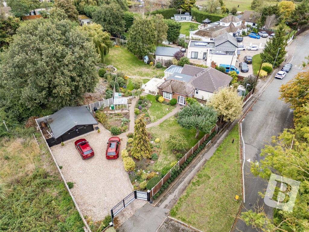 Main image of property: London Road, Rawreth, Essex, SS11