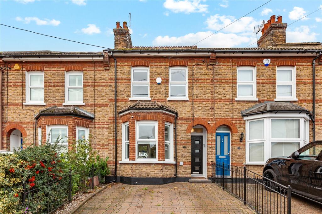 Main image of property: Jersey Gardens, Wickford, Essex, SS11