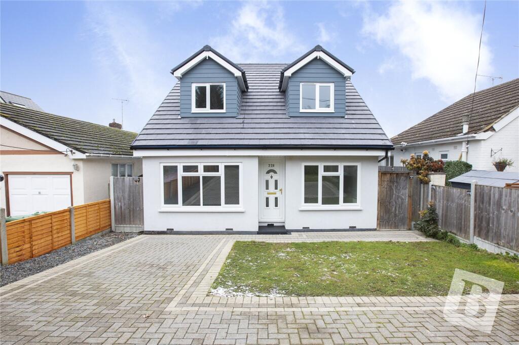 Main image of property: London Road, Wickford, Essex, SS12