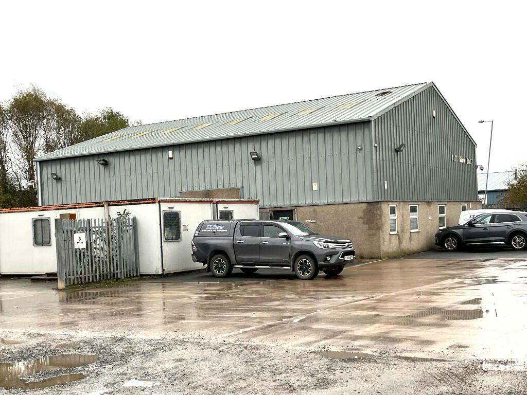 Warehouse to lease in IT Shaw Low Mill Business Park Ulverston