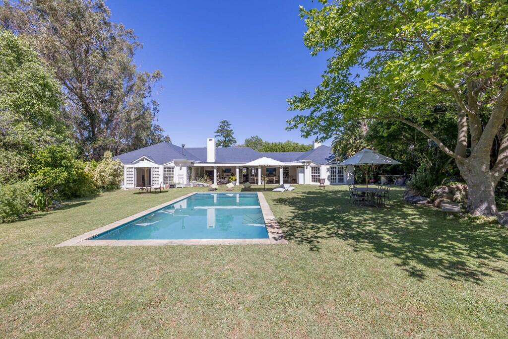 3 bedroom house for sale in Zwaanswyk, Cape Town, Western Cape, South Africa