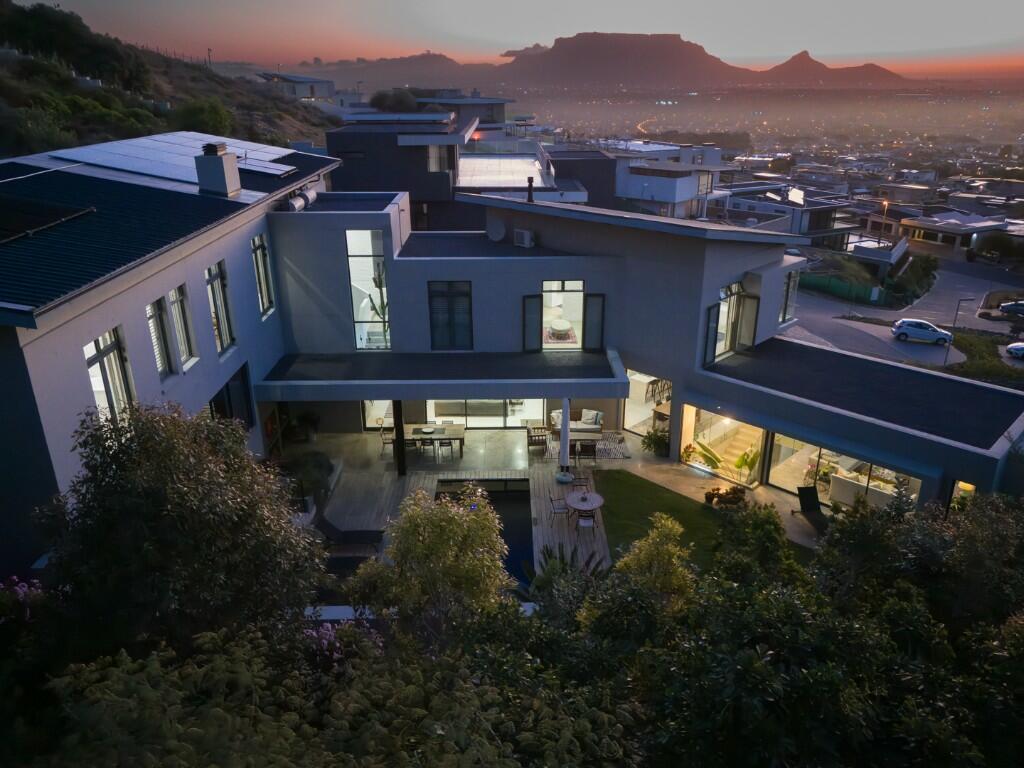 Main image of property: Cape Town, Cape Town, Western Cape