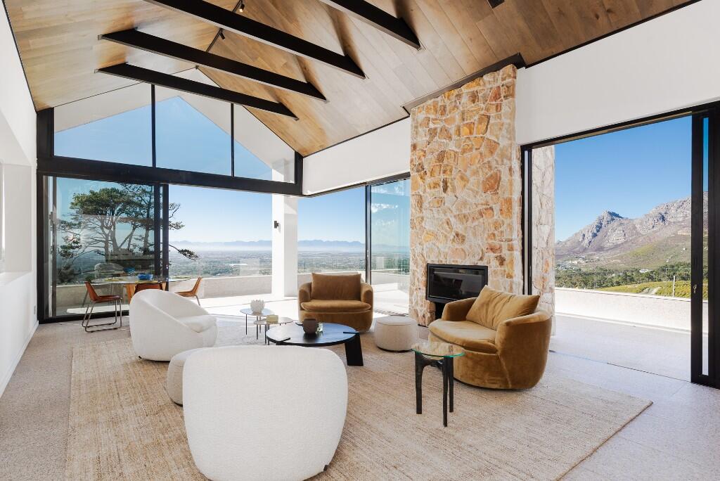 Main image of property: Zwaanswyk, Cape Town, Western Cape