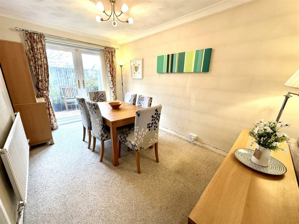 3 bedroom detached house for sale in Hardy Close, Barry, CF62