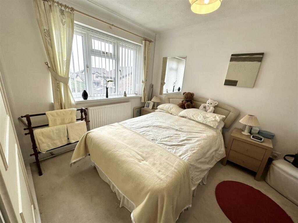 3 bedroom detached house for sale in Hardy Close, Barry, CF62