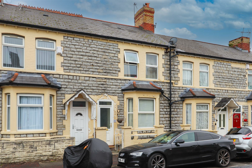 Additional property image - George Street, Barry