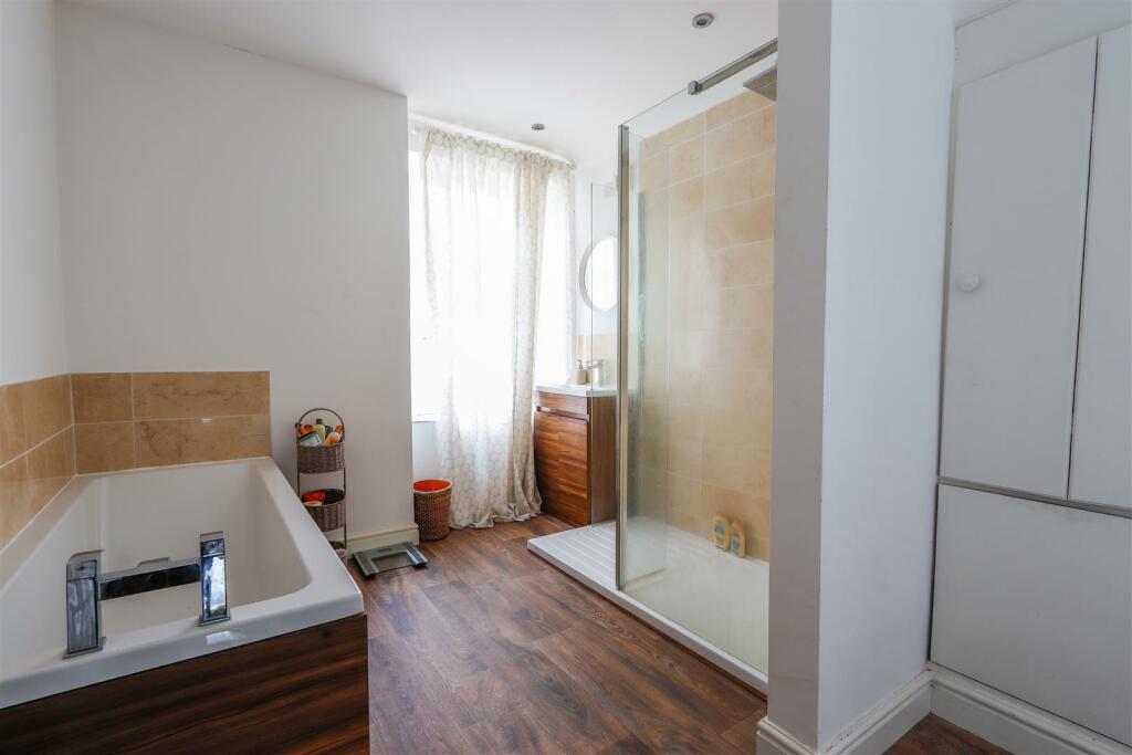 Additional property image - George Street, Barry