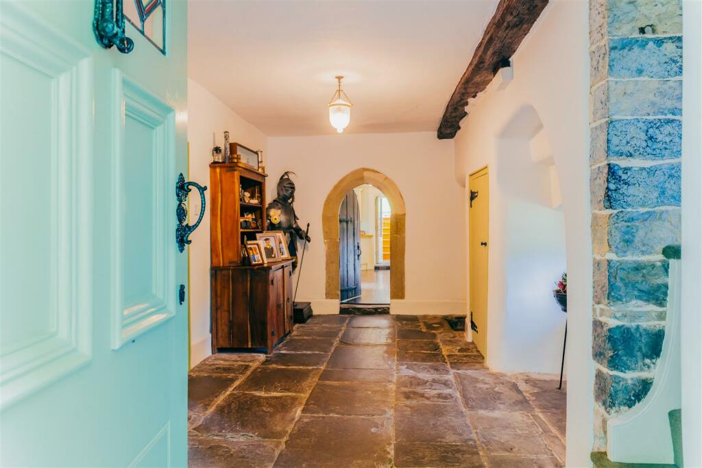 Additional property image - Garn Llwyd, Llancarfan, Vale of Glamorgan, CF62 3AT