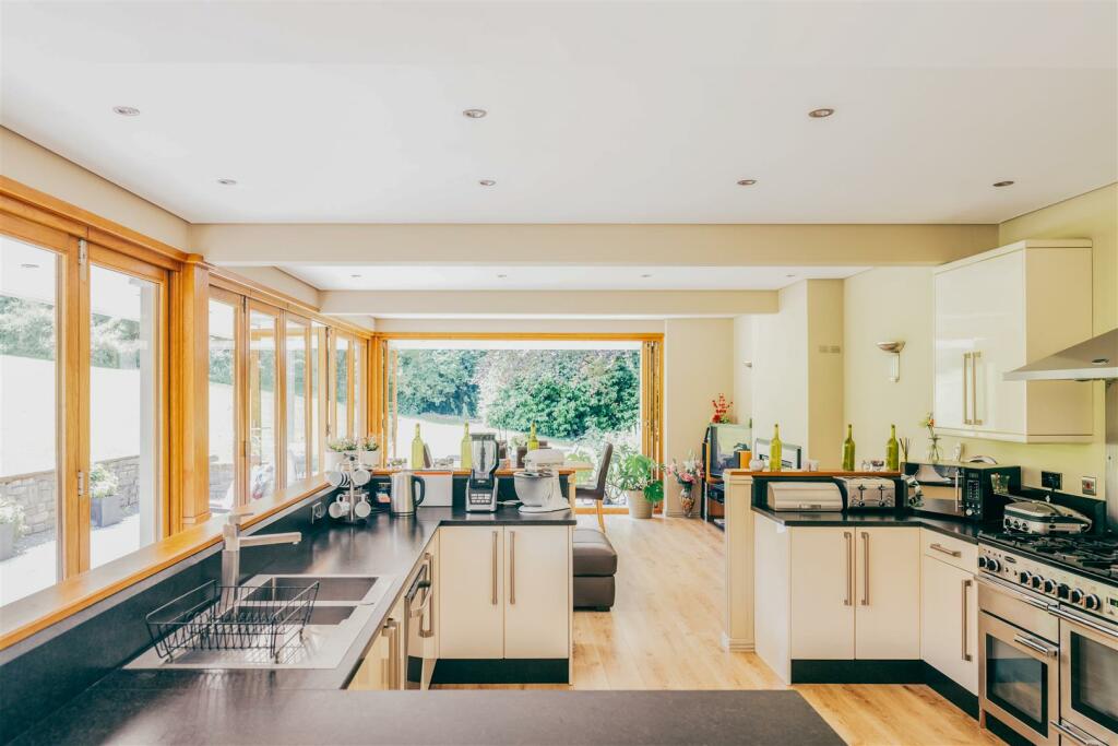 Additional property image - Garn Llwyd, Llancarfan, Vale of Glamorgan, CF62 3AT