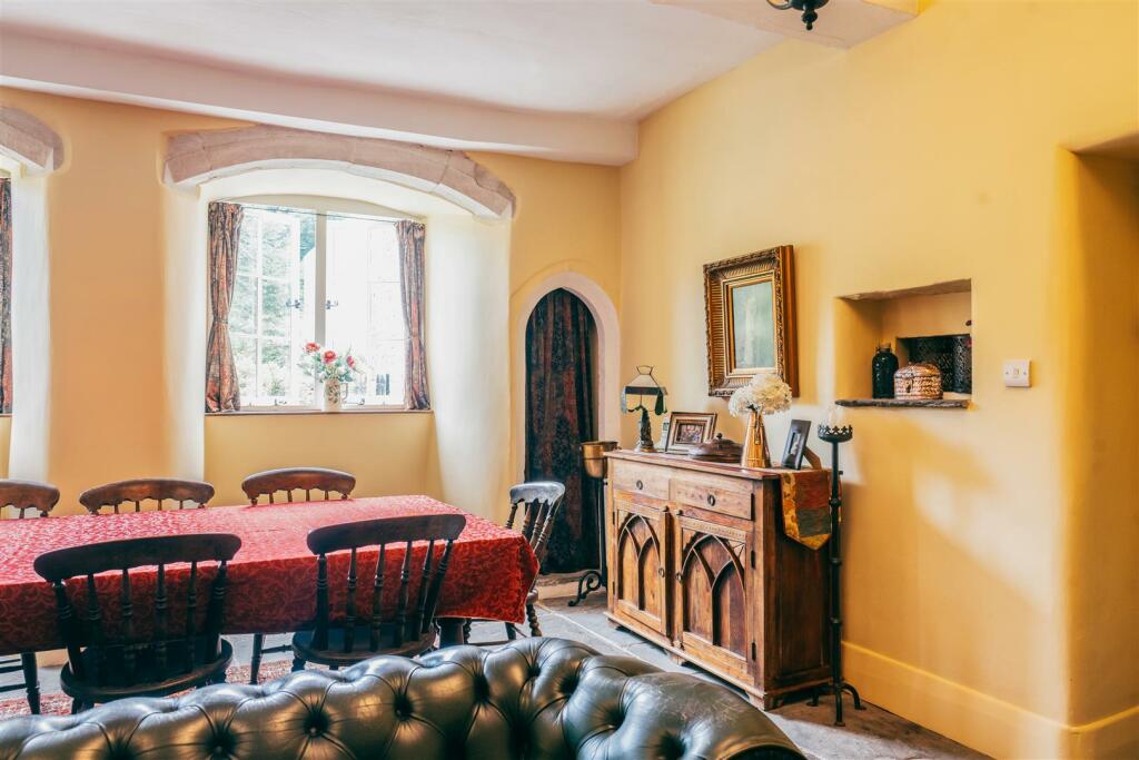 Additional property image - Garn Llwyd, Llancarfan, Vale of Glamorgan, CF62 3AT