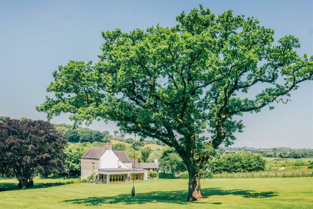 Additional property image - Garn Llwyd, Llancarfan, Vale of Glamorgan, CF62 3AT
