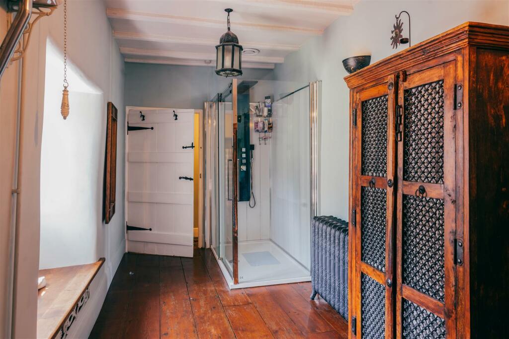 Additional property image - Garn Llwyd, Llancarfan, Vale of Glamorgan, CF62 3AT