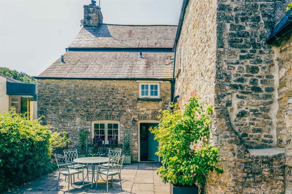 Additional property image - Garn Llwyd, Llancarfan, Vale of Glamorgan, CF62 3AT
