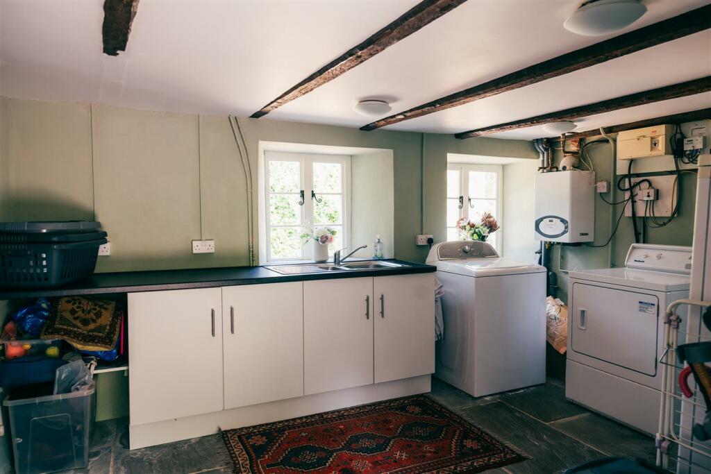 Additional property image - Garn Llwyd, Llancarfan, Vale of Glamorgan, CF62 3AT