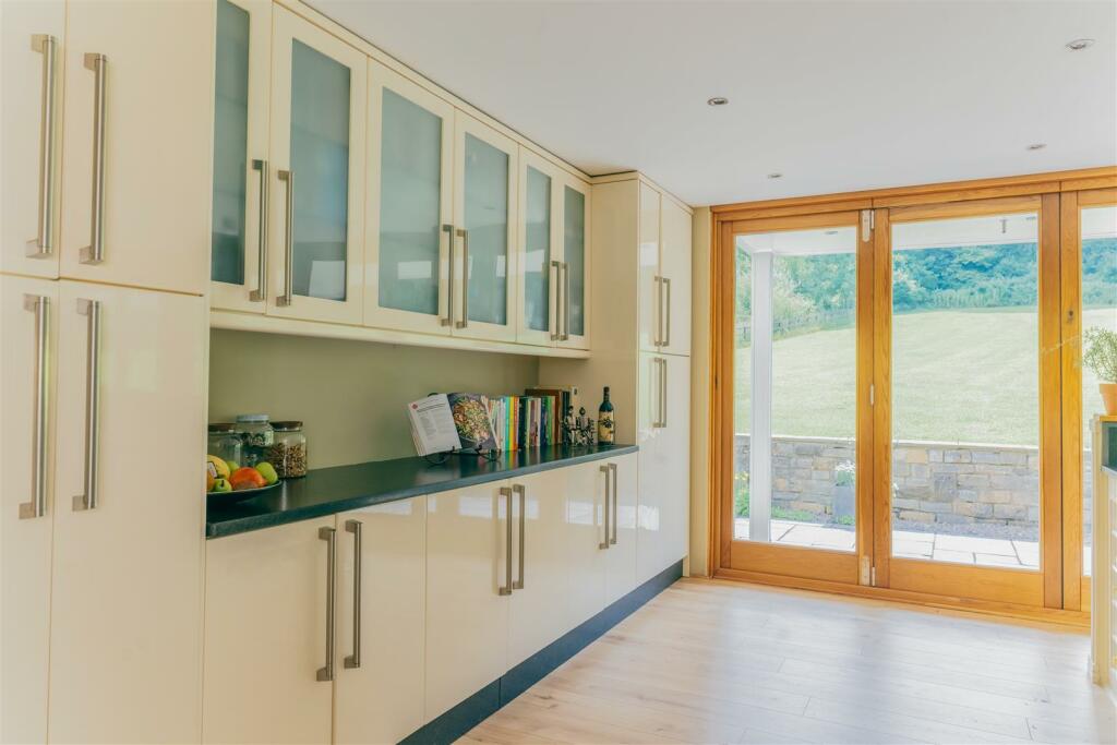 Additional property image - Garn Llwyd, Llancarfan, Vale of Glamorgan, CF62 3AT