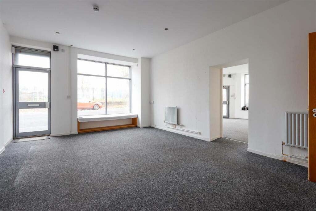 Property image - Holton Road, Barry