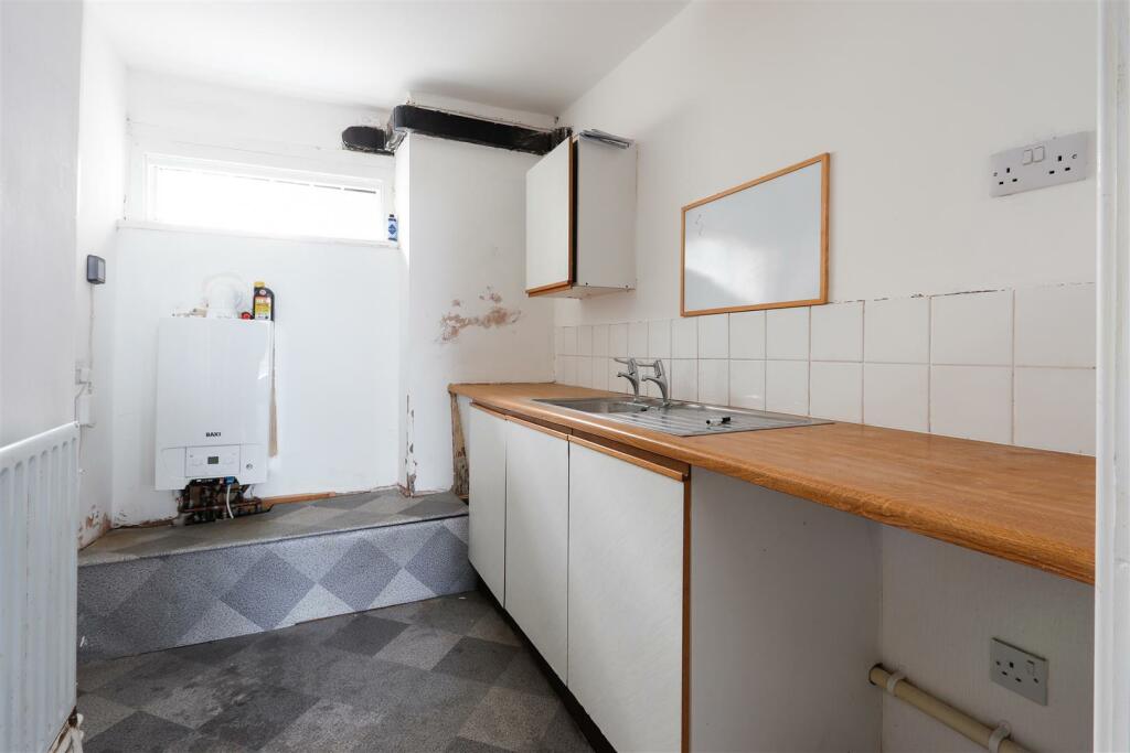 Additional property image - Holton Road, Barry