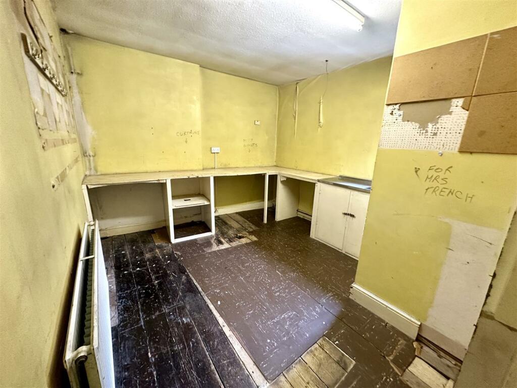 Additional property image - Main Street, Barry