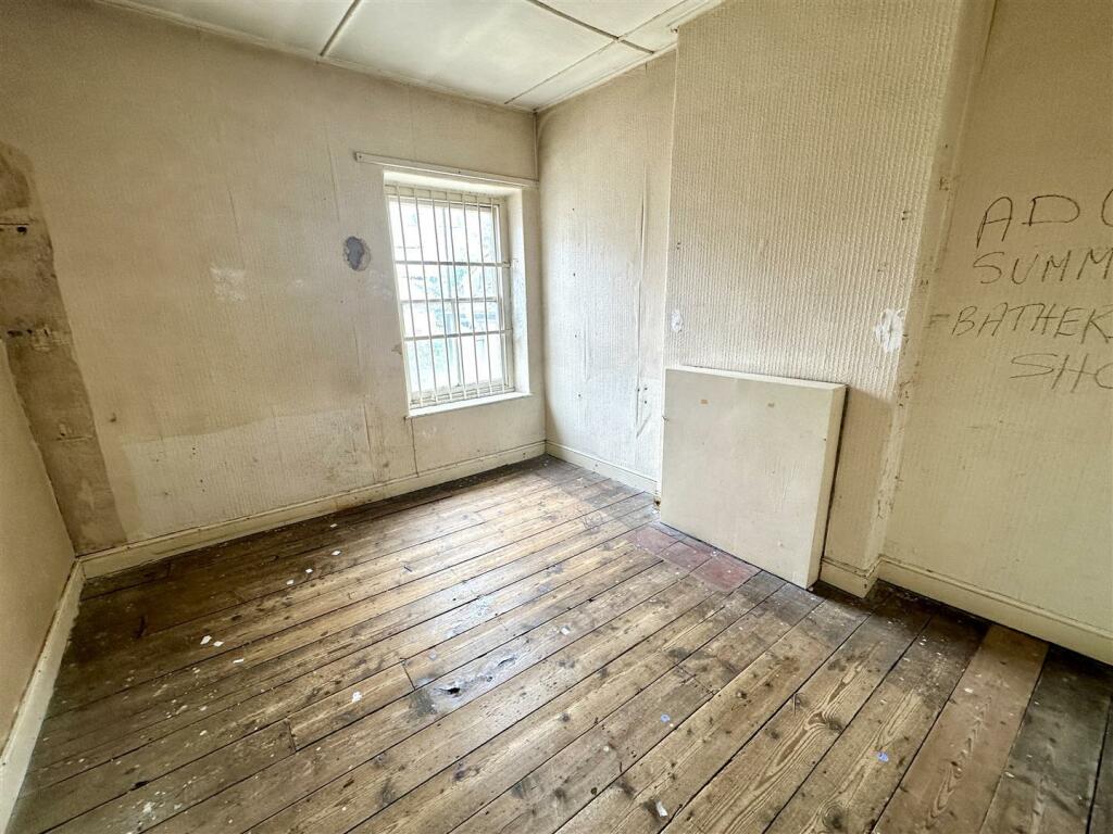 Additional property image - Main Street, Barry