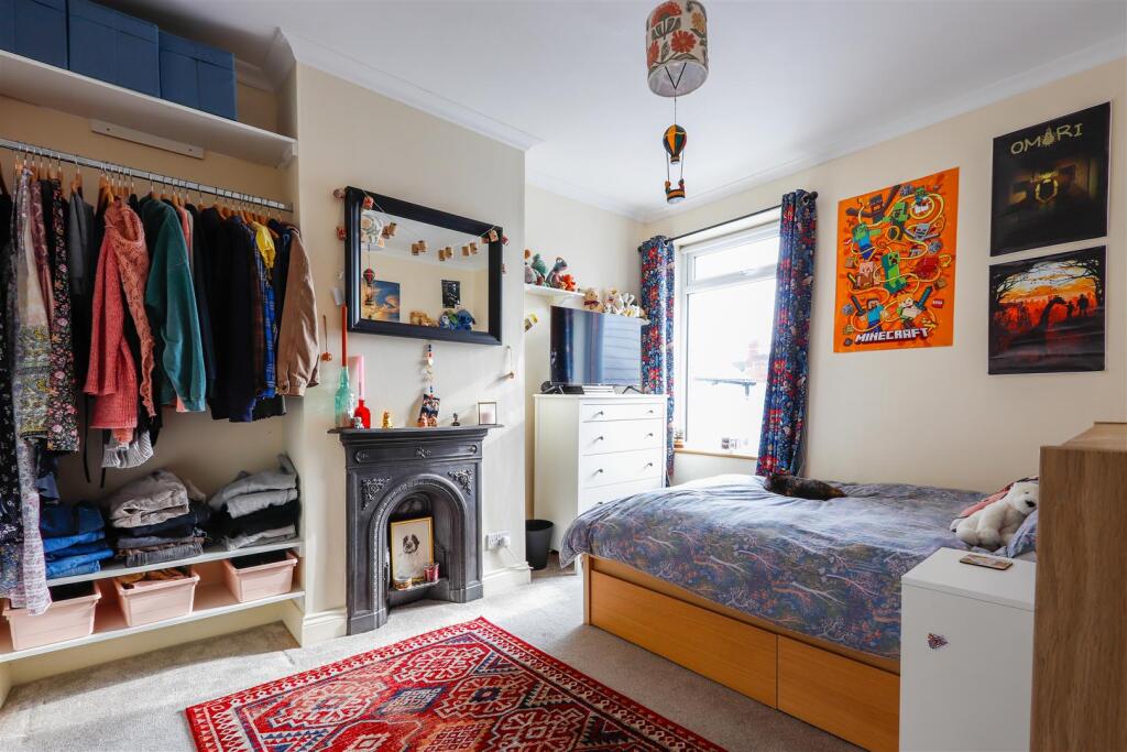 Additional property image - Maes-Y-Cwm Street, Barry