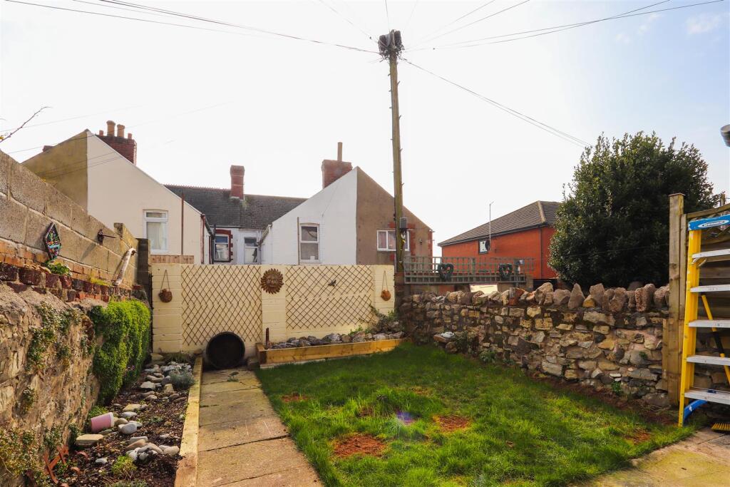 Additional property image - Maes-Y-Cwm Street, Barry