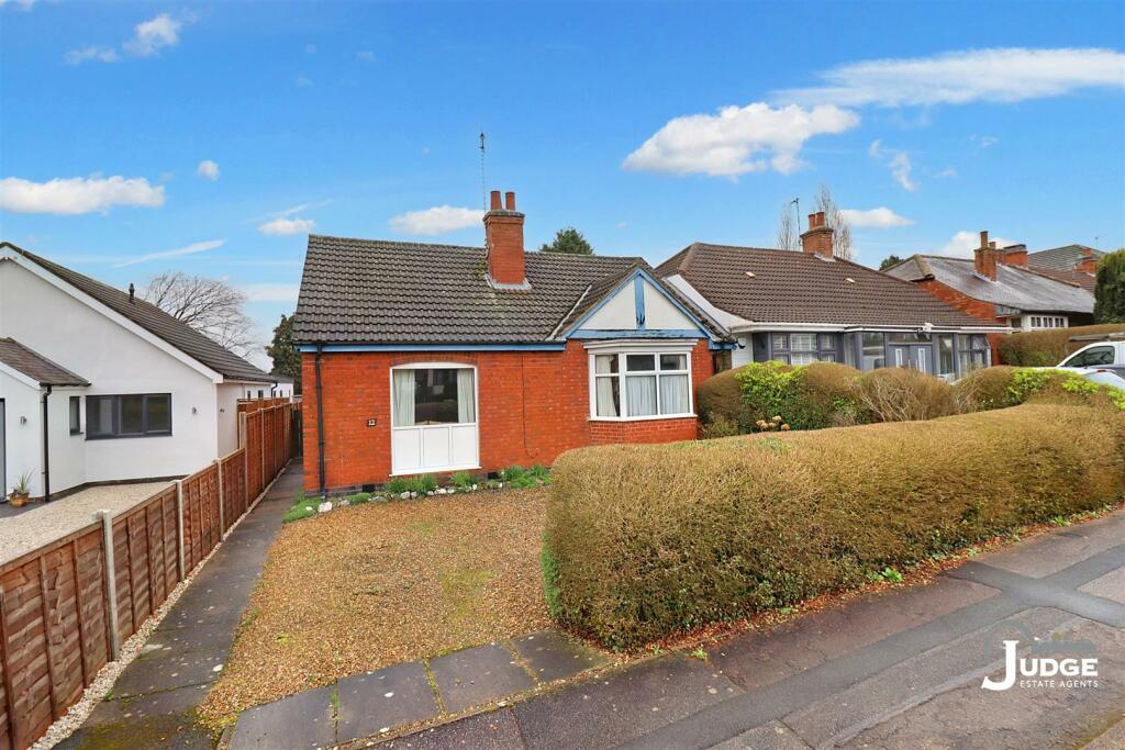 2 bedroom semi-detached bungalow for sale in Glenville Avenue, Glenfield, Leicestershire, LE3