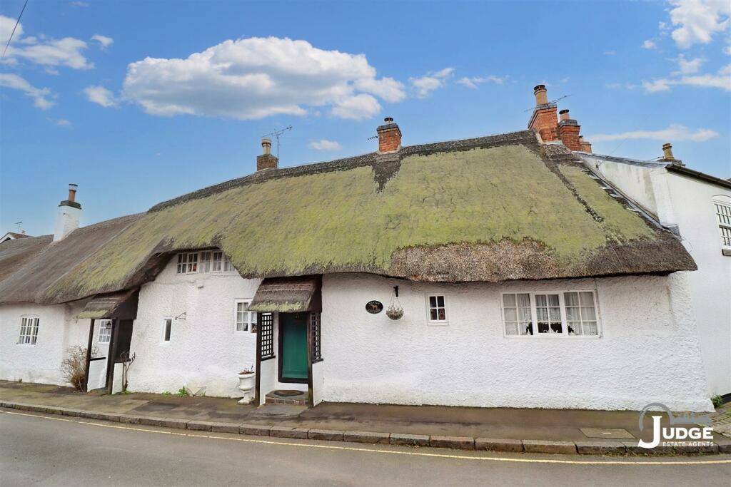 2 bedroom cottage for sale in Chapel Hill, Groby, Leicester, LE6