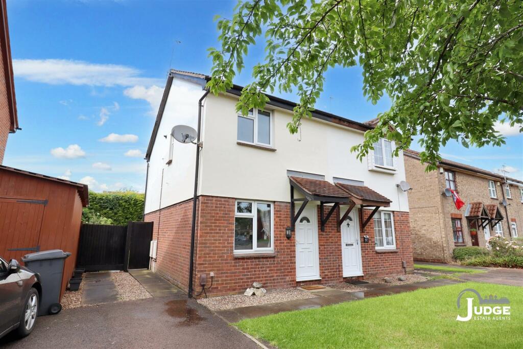 2 bedroom semidetached house for sale in Manor Drive, Anstey Heights