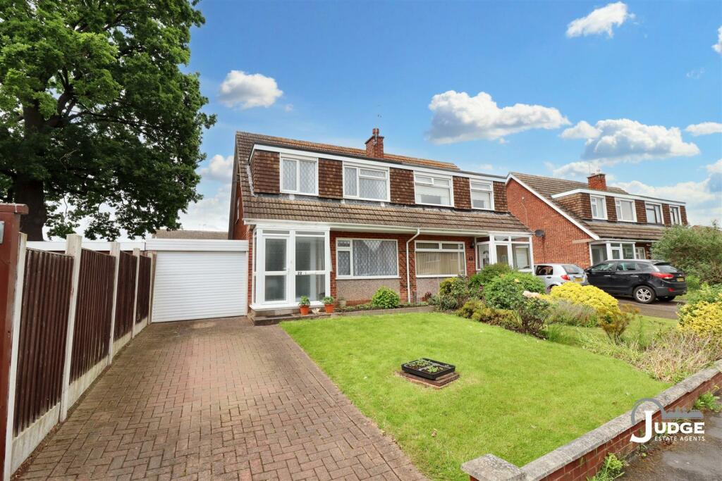 3 bedroom semidetached house for sale in Ashfield Drive, Anstey