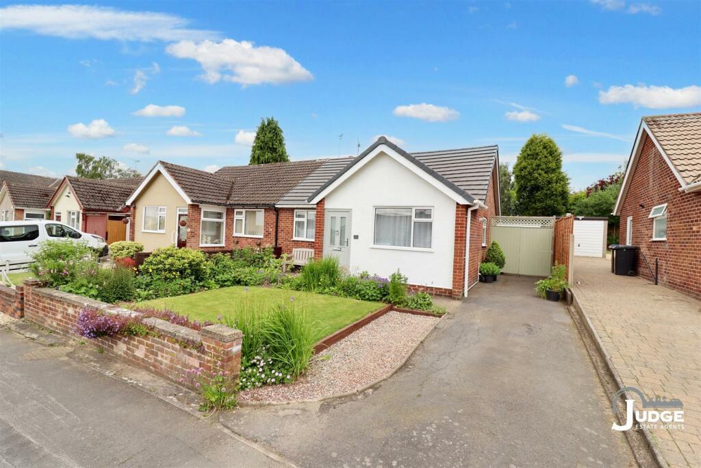 Main image of property: Dandees Close, Markfield, Leicestershire