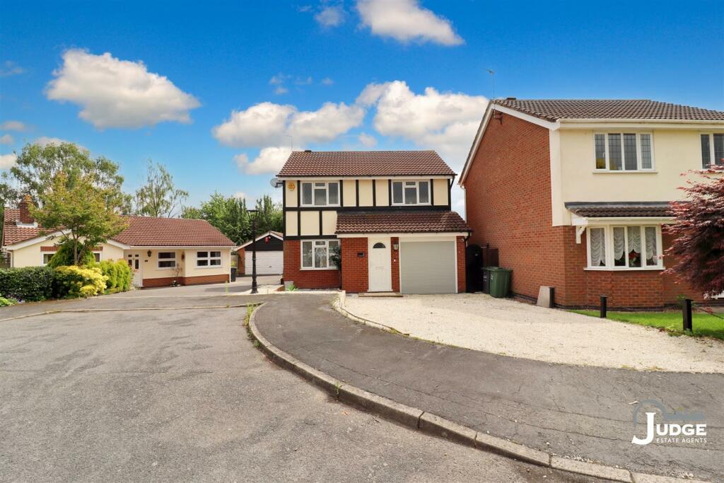 4 bedroom detached house for sale in Wooldale Close, Anstey, Leicester, LE7
