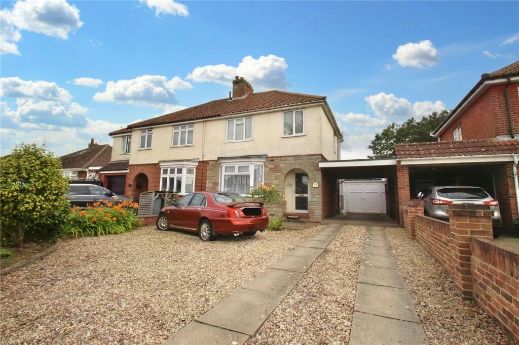 3 bedroom semidetached house for sale in Middletons Lane, Hellesdon