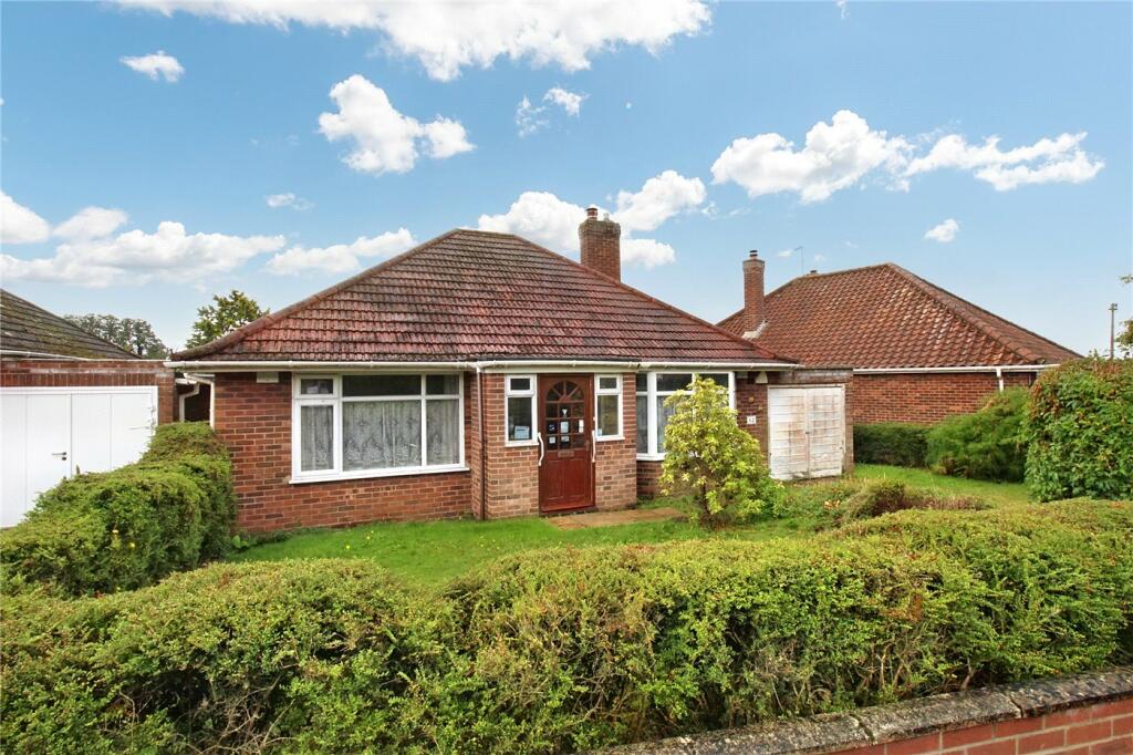 2 bedroom bungalow for sale in Drayton Wood Road, Hellesdon, Norwich