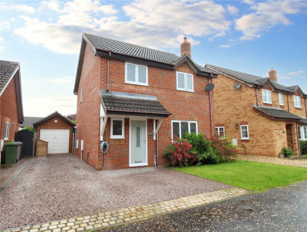 3 bedroom detached house for sale in Meadow Way, Horsford, Norwich