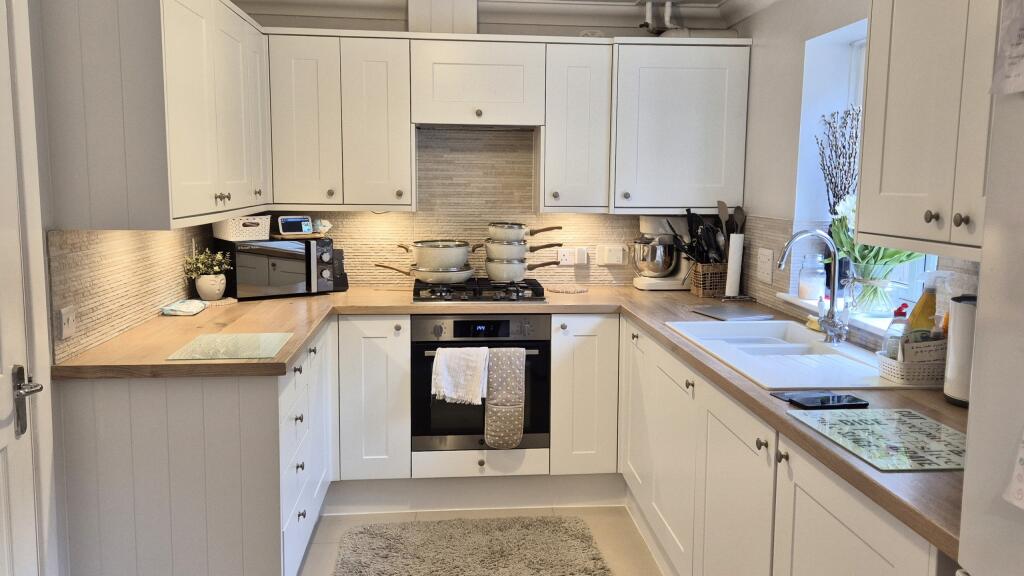 Additional property image - Abbot Lane, Shepton Mallet, Somerset