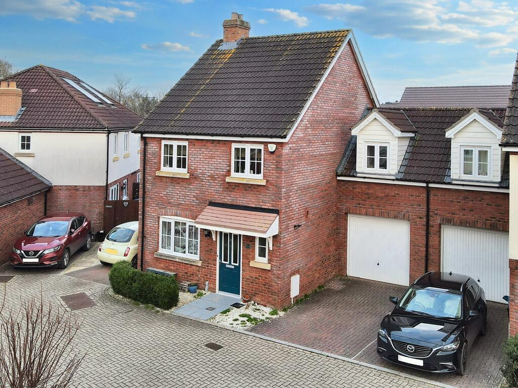4 bedroom semidetached house for sale in Aller Mead Way, Williton, TA4