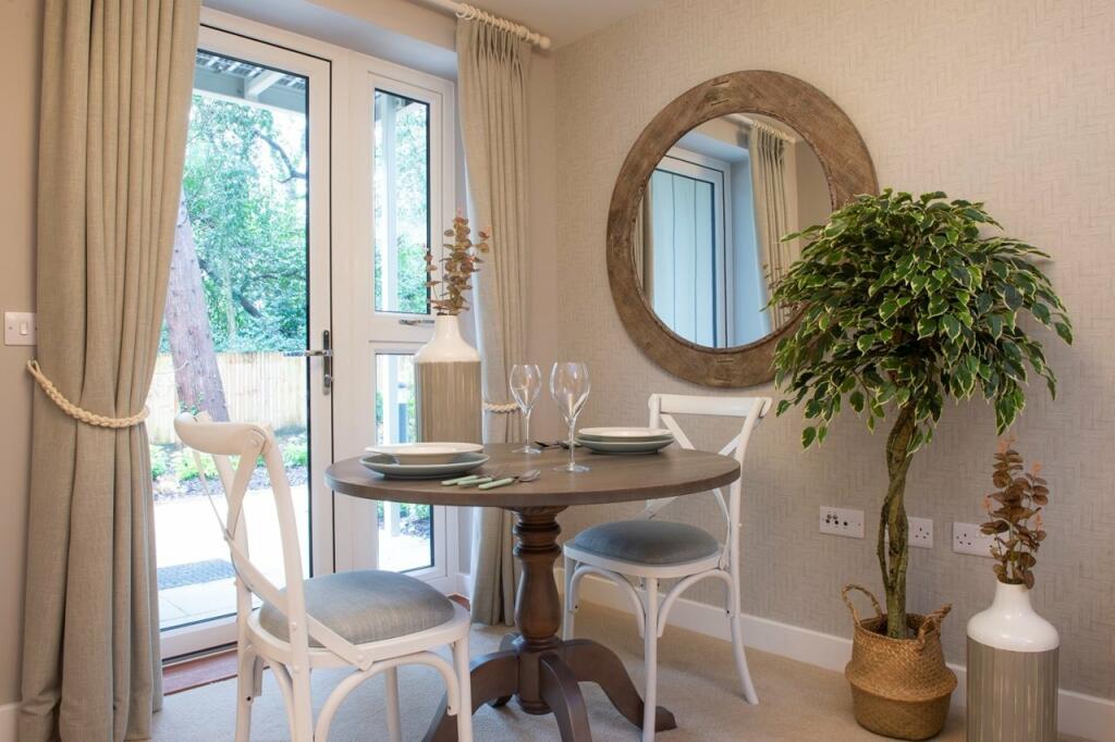 2 bedroom retirement property for rent in 15 Lindsay Road, Poole