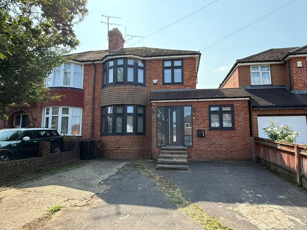 Main image of property: Chiltern Crescent, Earley, RG6