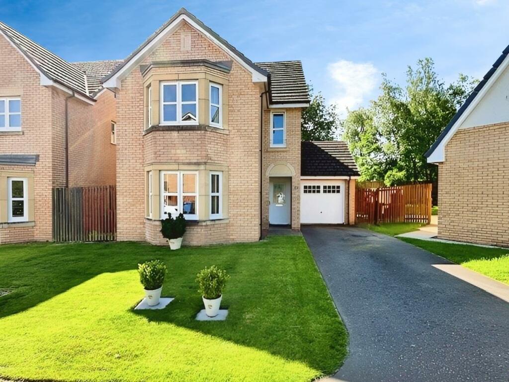 4 bedroom detached house for sale in Glebe Place, Tofthill, By Markinch