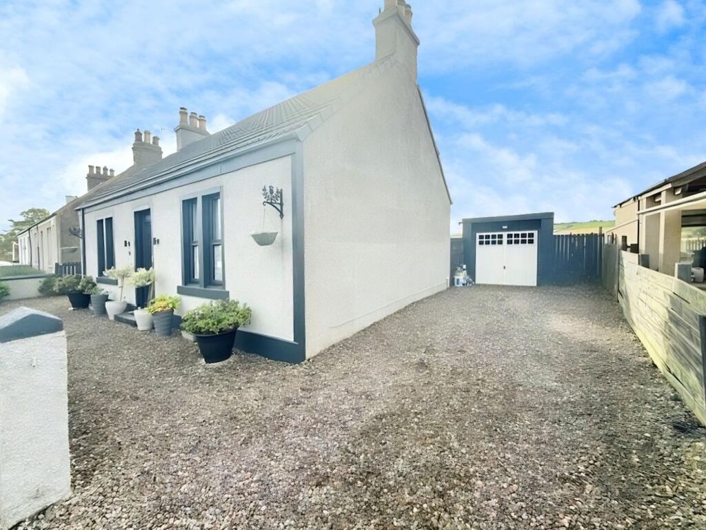 2 bedroom detached bungalow
