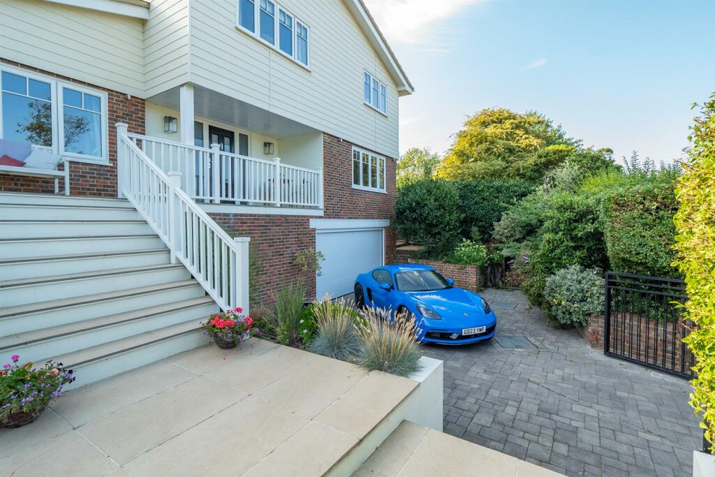 Main image of property: North Foreland Avenue, Broadstairs