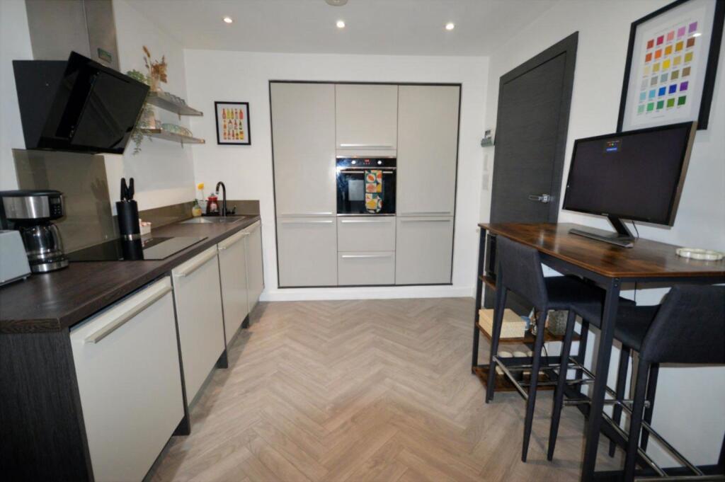 Main image of property: Dun Fields, Sheffield, South Yorkshire, S3