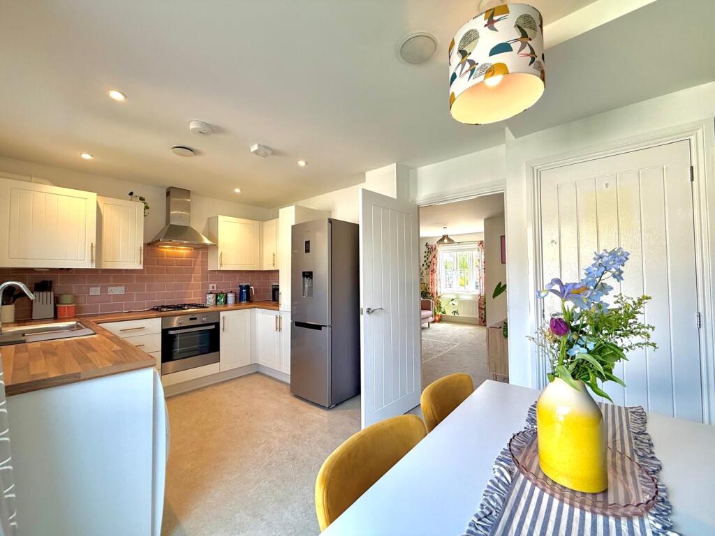 Main image of property: Robinscroft, Blunsdon St. Andrew