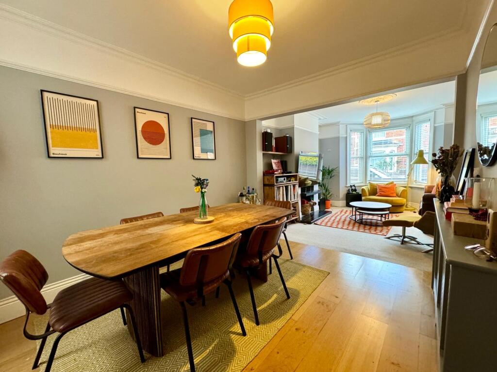 Main image of property: Kent Road, Old Town, Swindon