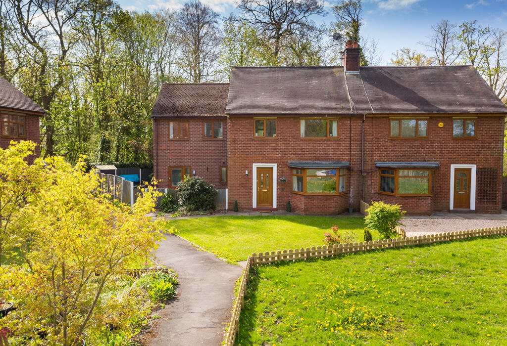 4 bedroom semidetached house for sale in Lindle Avenue, Hutton, PR4