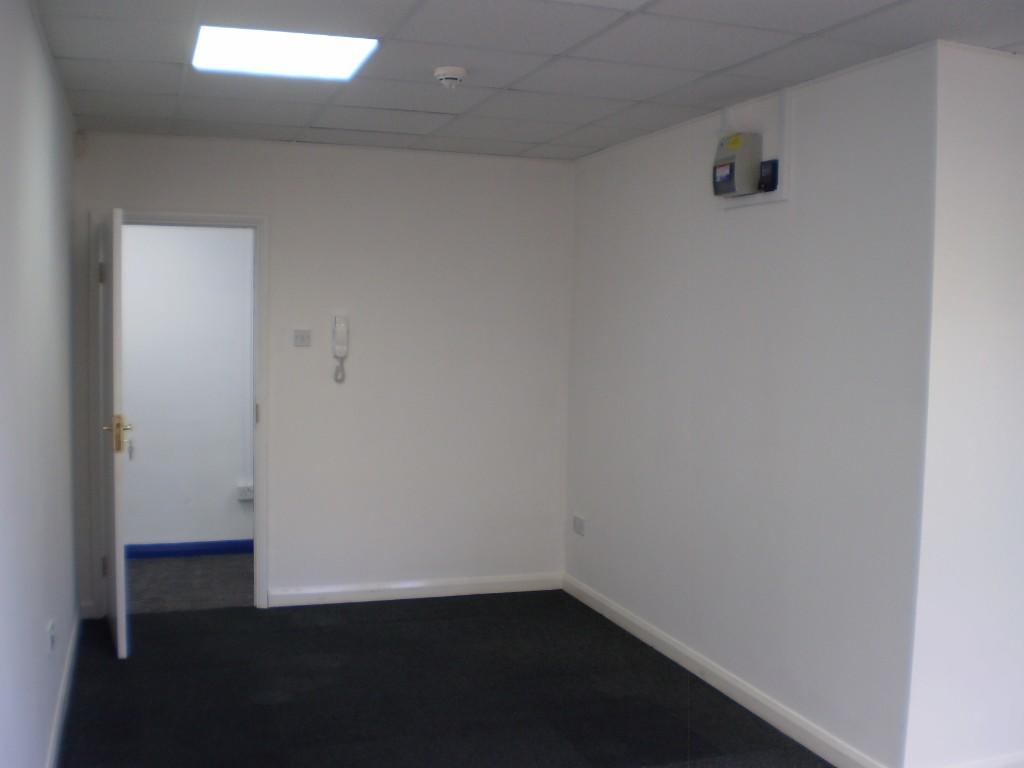 Additional property image - Broomhill Road, Bristol, BS4