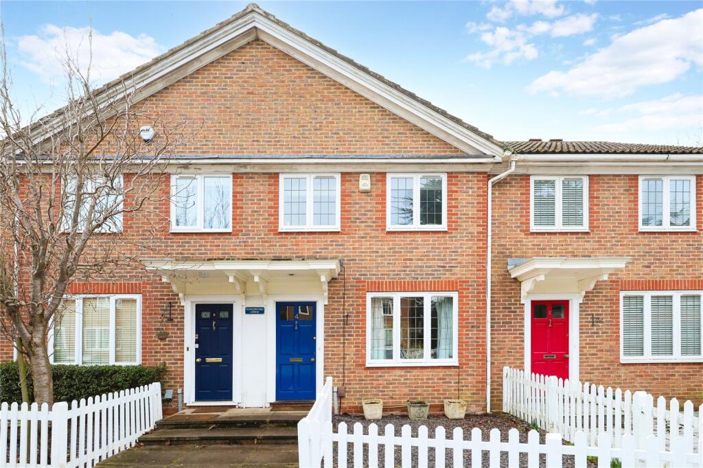 Main image of property: Hungerford Lodge, Rosslyn Park, Weybridge, KT13