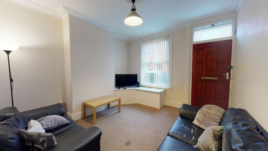 5 bedroom terraced house for sale in Beamsley Mount, Leeds, West Yorkshire, LS6