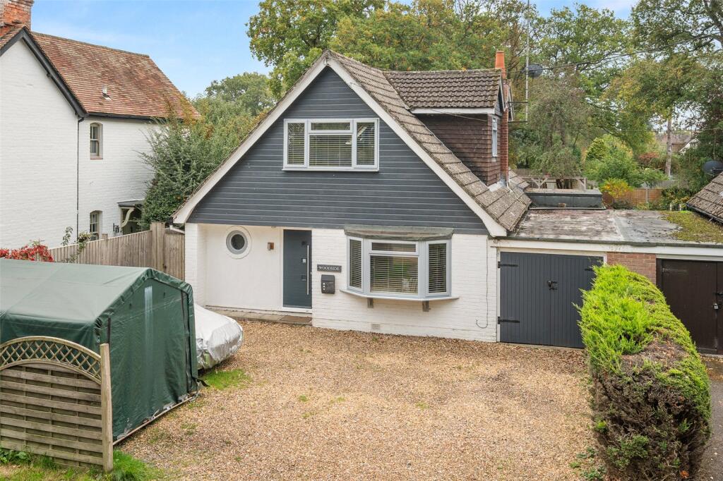 Main image of property: Park Lane, Finchampstead, Wokingham, Berkshire, RG40